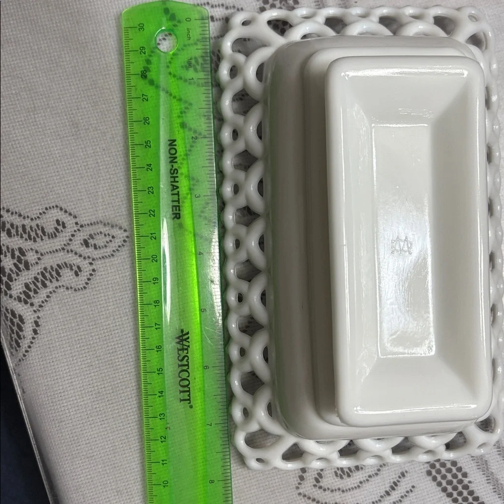 White lace milk glass bowl